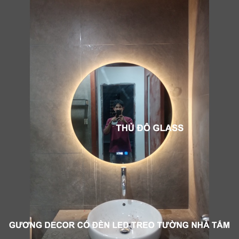 Gương decor có đèn led treo tường nhà tắm